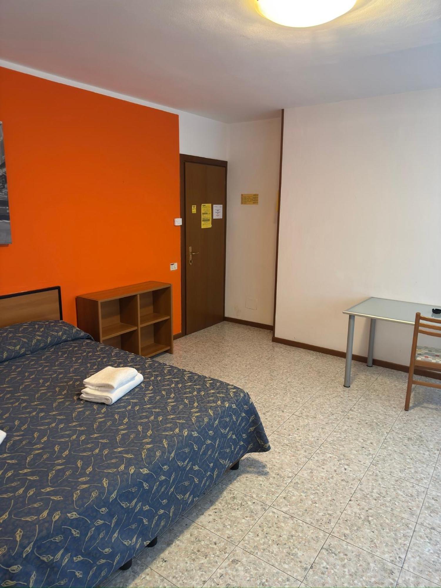Hotel Benacus Бардолино Экстерьер фото